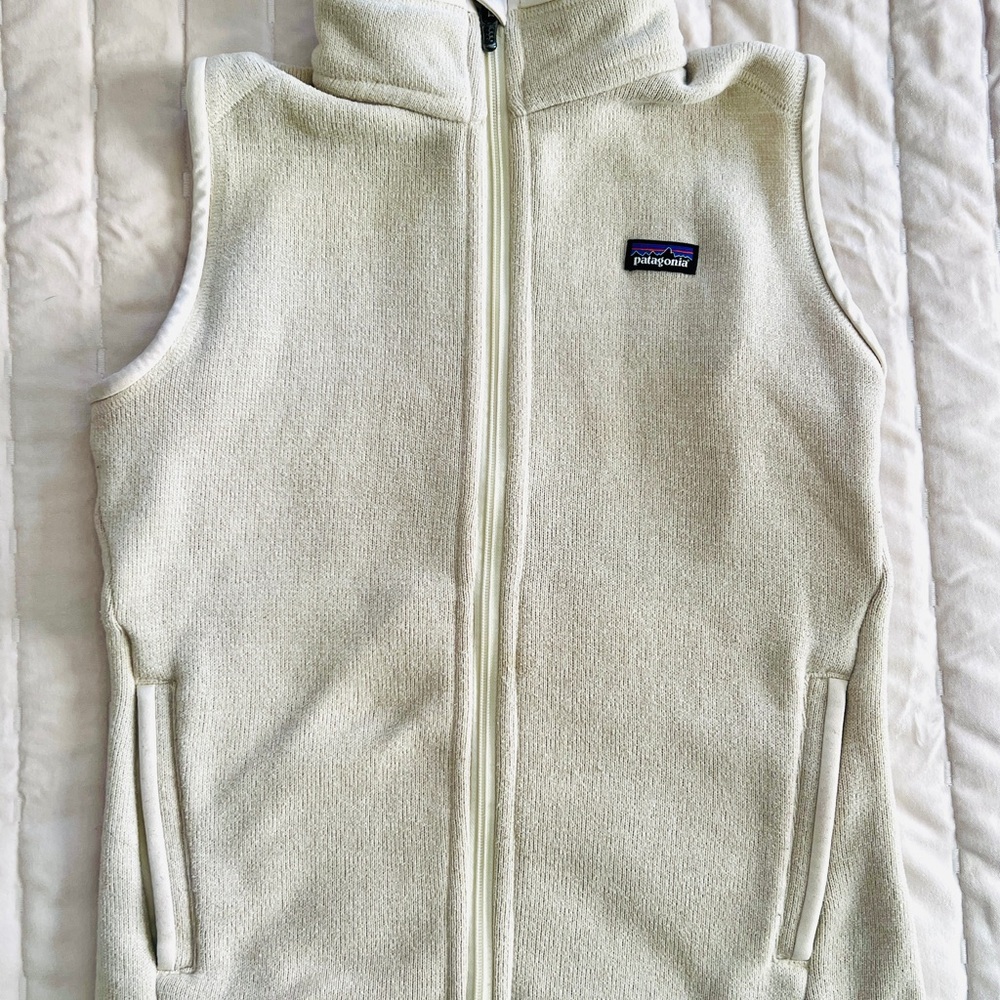 Patagonia Off-White Fleece Vest